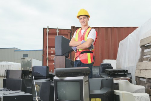 Professional waste removal service in Archway